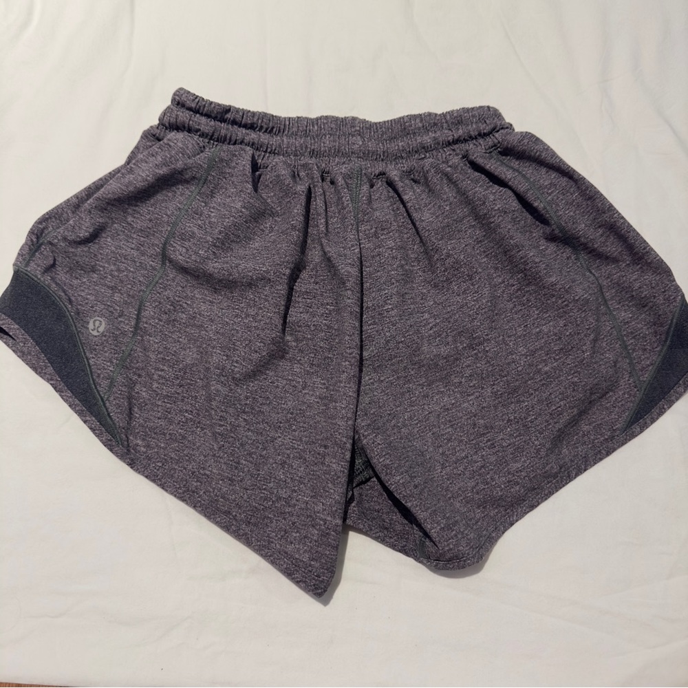 Lululemon Hotty Hot Gray Lined Shorts II 2.5” Size 4 Heather Lux Multi Black NWO - Picture 9 of 15